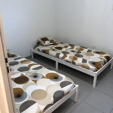 For Rent In Senior In ヴィラ サン・ジャン・ド・ヴェダ
