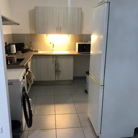 For Rent In Senior In