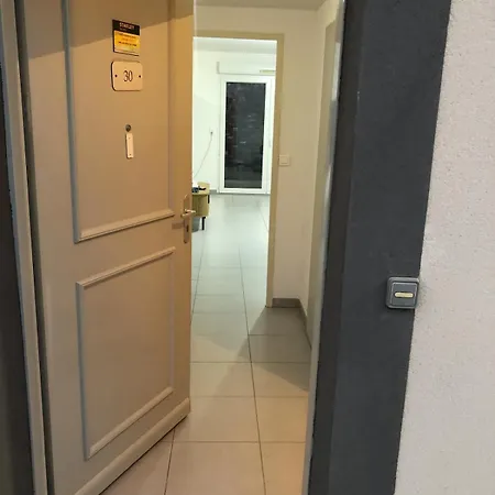 For Rent In Senior In Willa Saint-Jean-de-Védas